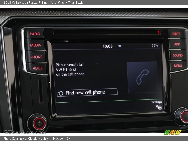 Pure White / Titan Black 2018 Volkswagen Passat R-Line