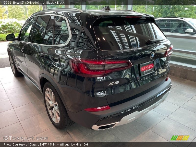 Jet Black / Black 2021 BMW X5 xDrive40i