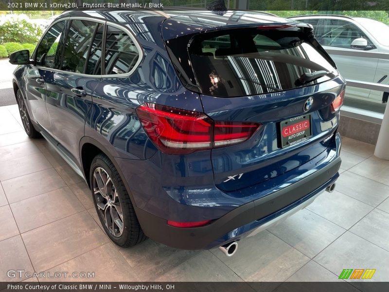 Phytonic Blue Metallic / Black 2021 BMW X1 xDrive28i