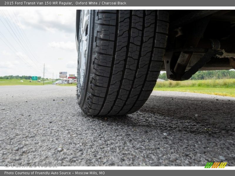 Oxford White / Charcoal Black 2015 Ford Transit Van 150 MR Regular
