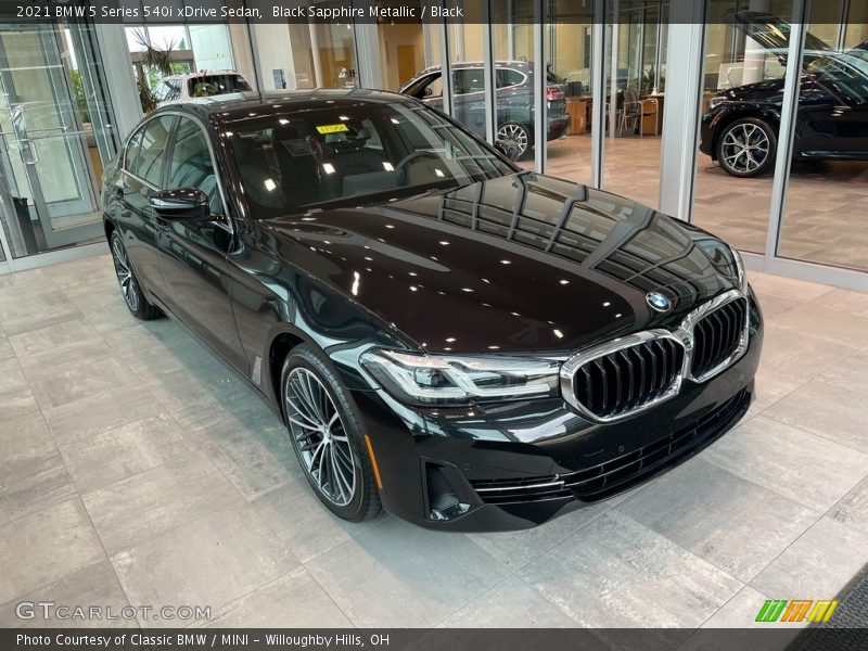 Black Sapphire Metallic / Black 2021 BMW 5 Series 540i xDrive Sedan