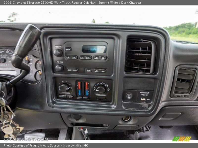 Summit White / Dark Charcoal 2006 Chevrolet Silverado 2500HD Work Truck Regular Cab 4x4