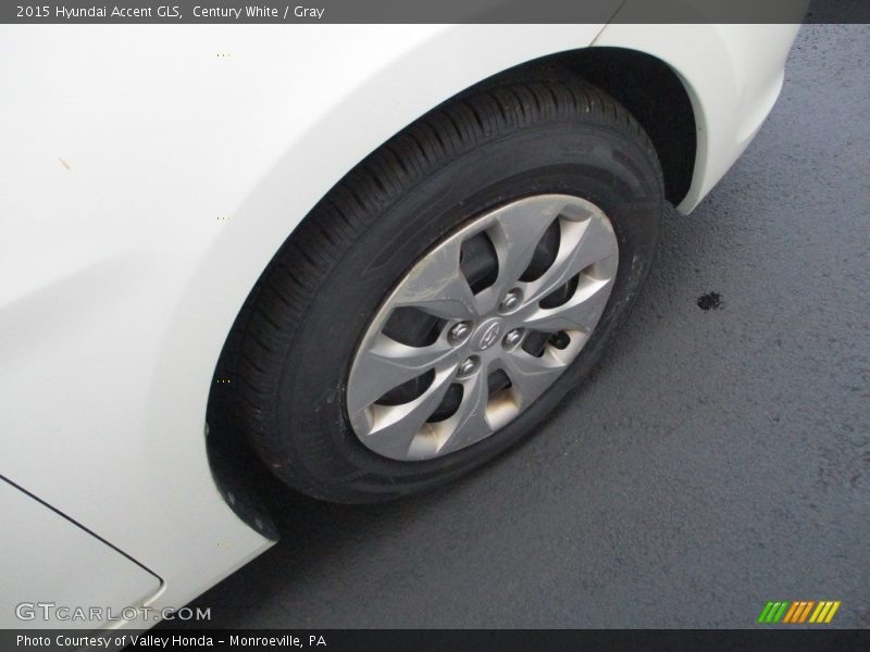 Century White / Gray 2015 Hyundai Accent GLS