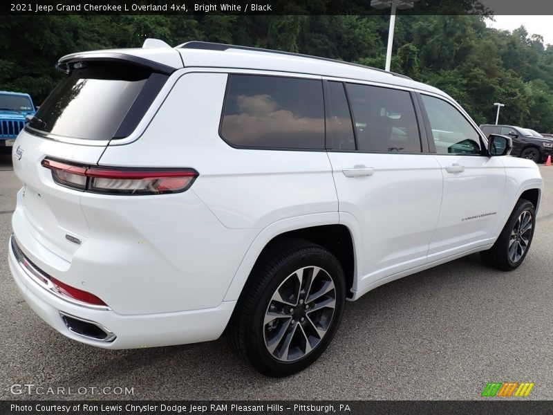 Bright White / Black 2021 Jeep Grand Cherokee L Overland 4x4