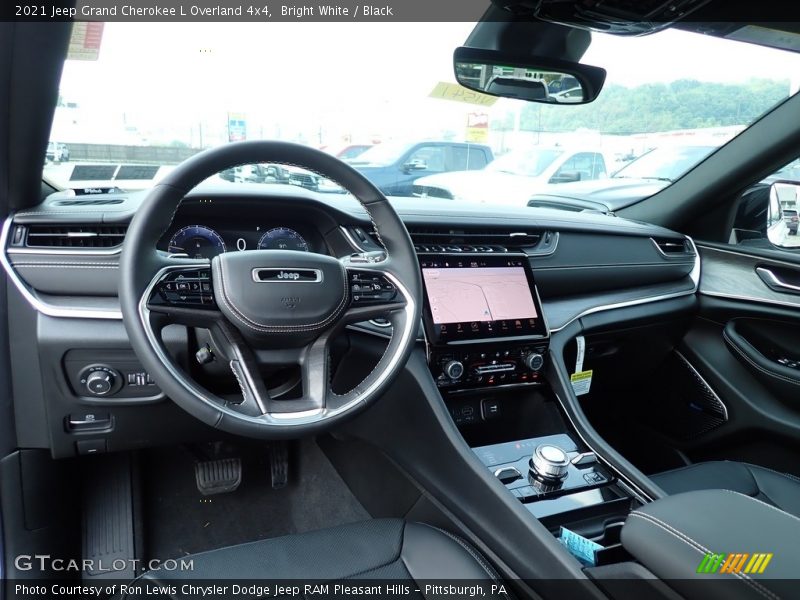 Dashboard of 2021 Grand Cherokee L Overland 4x4