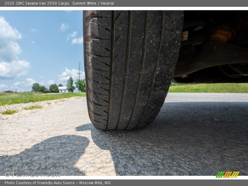 Summit White / Neutral 2015 GMC Savana Van 2500 Cargo