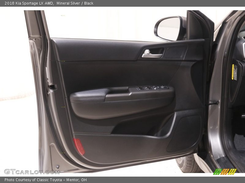 Mineral Silver / Black 2018 Kia Sportage LX AWD