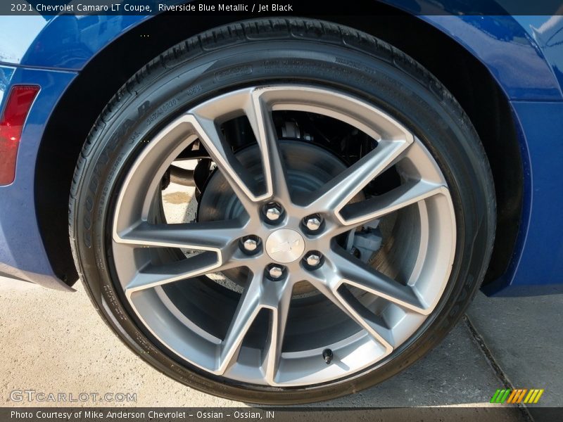 2021 Camaro LT Coupe Wheel