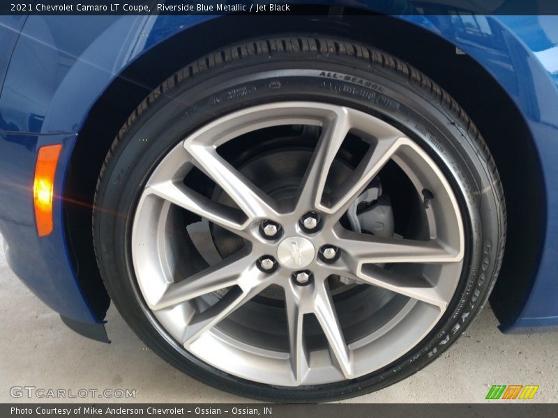  2021 Camaro LT Coupe Wheel
