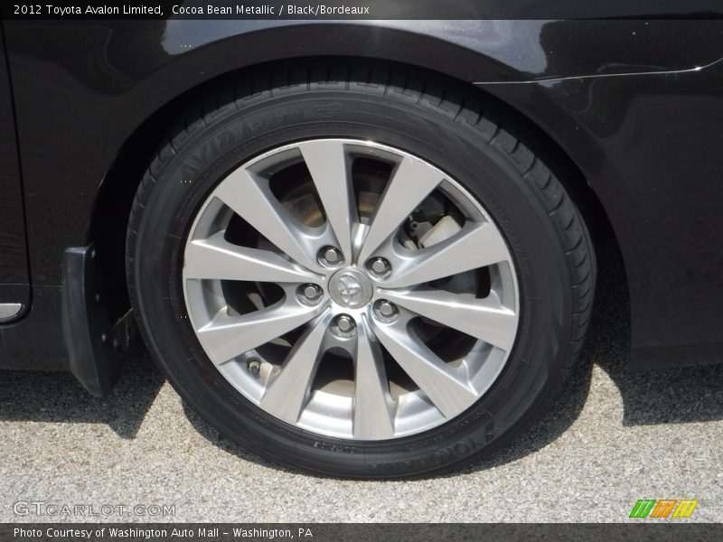 Cocoa Bean Metallic / Black/Bordeaux 2012 Toyota Avalon Limited