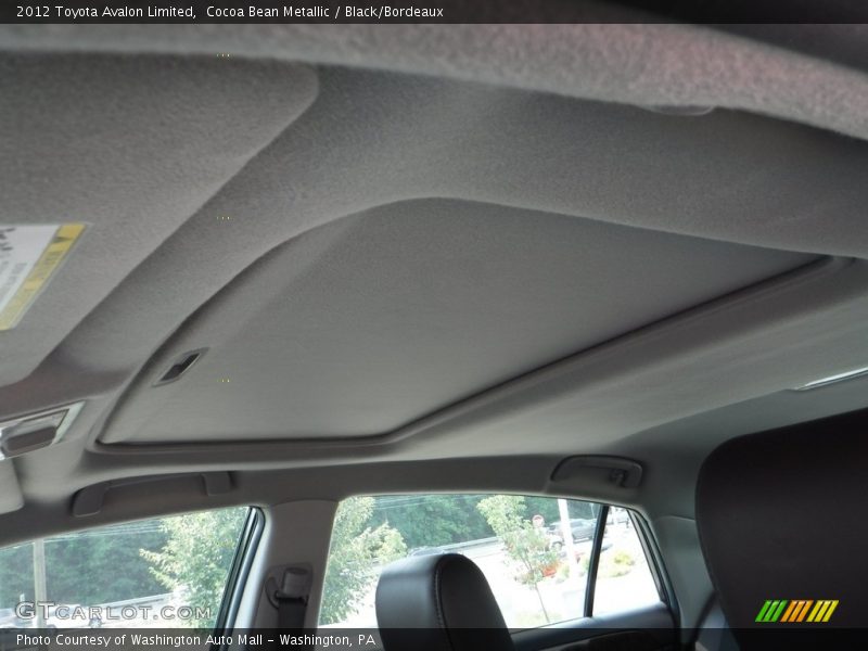 Cocoa Bean Metallic / Black/Bordeaux 2012 Toyota Avalon Limited