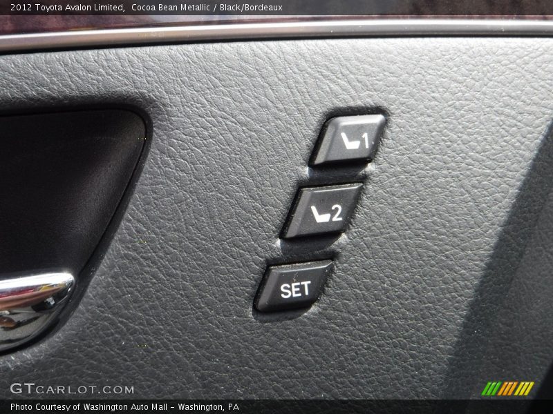 Cocoa Bean Metallic / Black/Bordeaux 2012 Toyota Avalon Limited