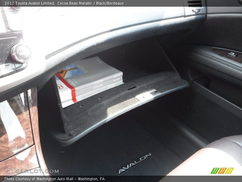 Cocoa Bean Metallic / Black/Bordeaux 2012 Toyota Avalon Limited
