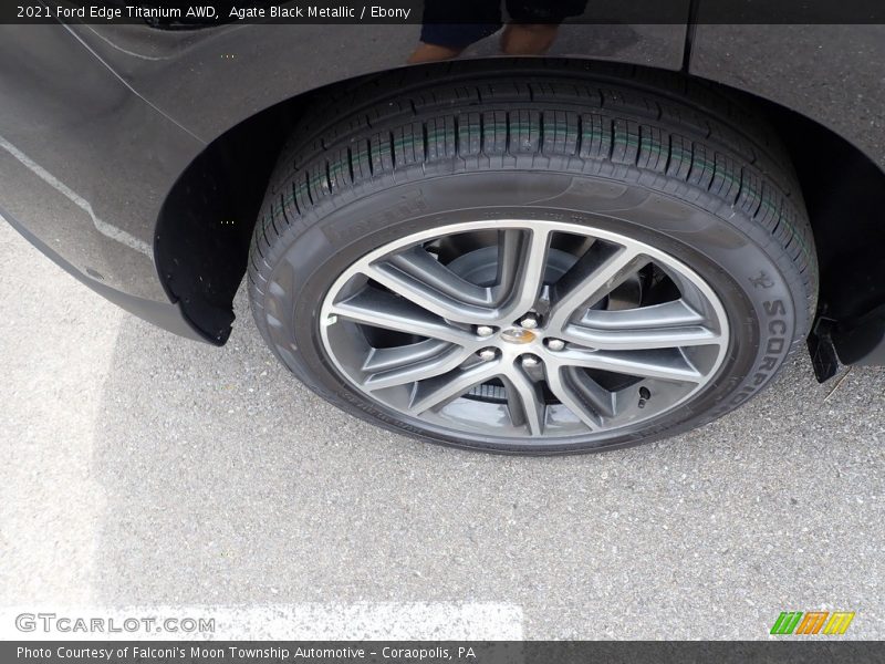 2021 Edge Titanium AWD Wheel