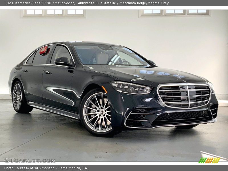 Front 3/4 View of 2021 S 580 4Matic Sedan