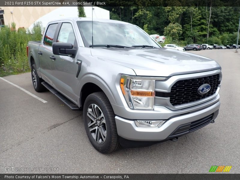 Front 3/4 View of 2021 F150 STX SuperCrew 4x4