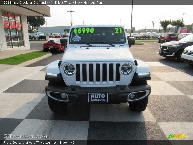 Bright White / Black/Heritage Tan 2021 Jeep Gladiator Overland 4x4