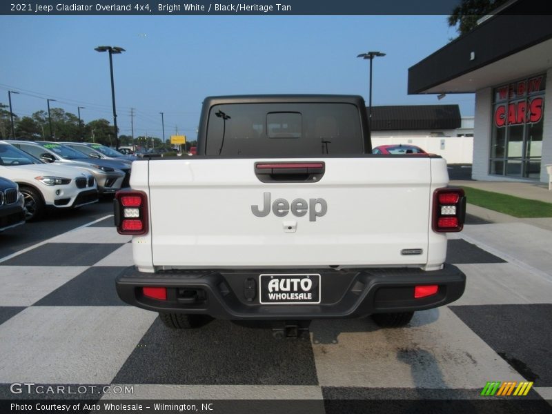 Bright White / Black/Heritage Tan 2021 Jeep Gladiator Overland 4x4