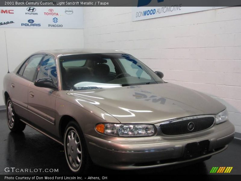 Light Sandrift Metallic / Taupe 2001 Buick Century Custom