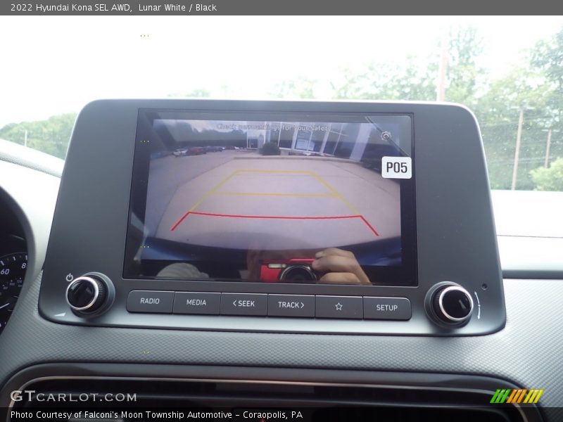 Lunar White / Black 2022 Hyundai Kona SEL AWD