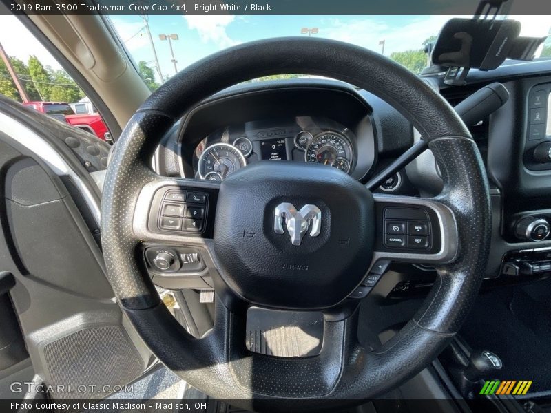 Bright White / Black 2019 Ram 3500 Tradesman Crew Cab 4x4