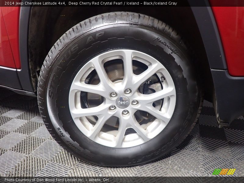 Deep Cherry Red Crystal Pearl / Iceland - Black/Iceland Gray 2014 Jeep Cherokee Latitude 4x4