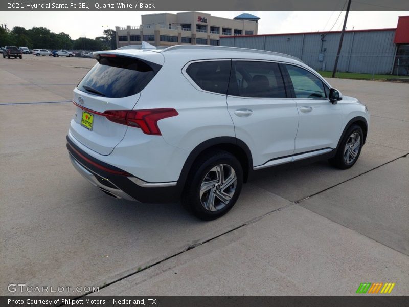 Quartz White / Black 2021 Hyundai Santa Fe SEL