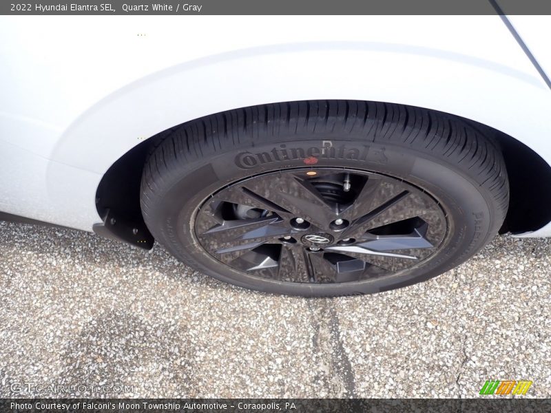 Quartz White / Gray 2022 Hyundai Elantra SEL