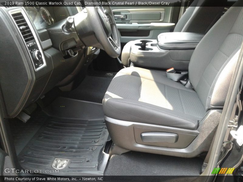 Diamond Black Crystal Pearl / Black/Diesel Gray 2019 Ram 1500 Classic Warlock Quad Cab
