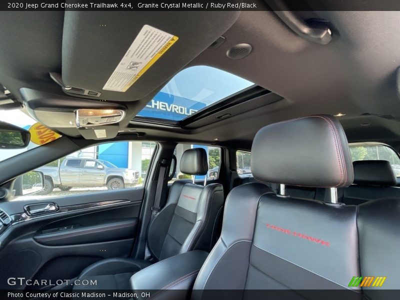 Granite Crystal Metallic / Ruby Red/Black 2020 Jeep Grand Cherokee Trailhawk 4x4