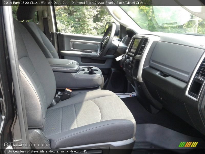 Diamond Black Crystal Pearl / Black/Diesel Gray 2019 Ram 1500 Classic Warlock Quad Cab