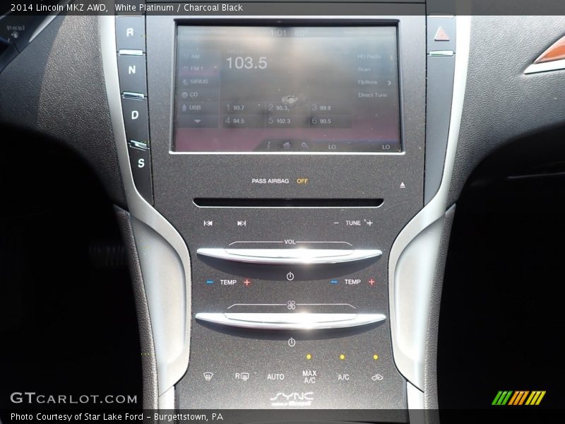 White Platinum / Charcoal Black 2014 Lincoln MKZ AWD