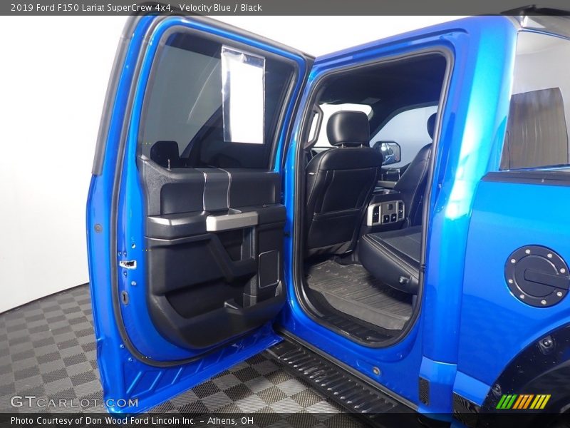 Velocity Blue / Black 2019 Ford F150 Lariat SuperCrew 4x4