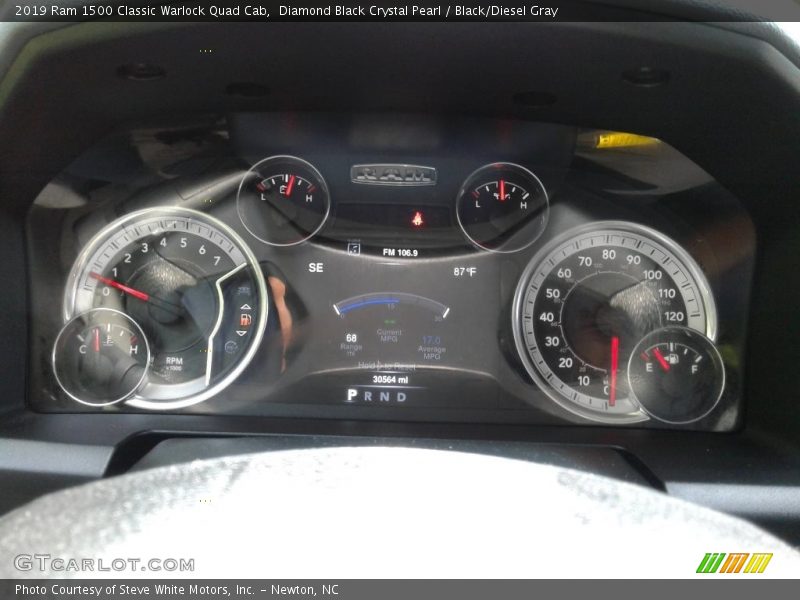 Diamond Black Crystal Pearl / Black/Diesel Gray 2019 Ram 1500 Classic Warlock Quad Cab