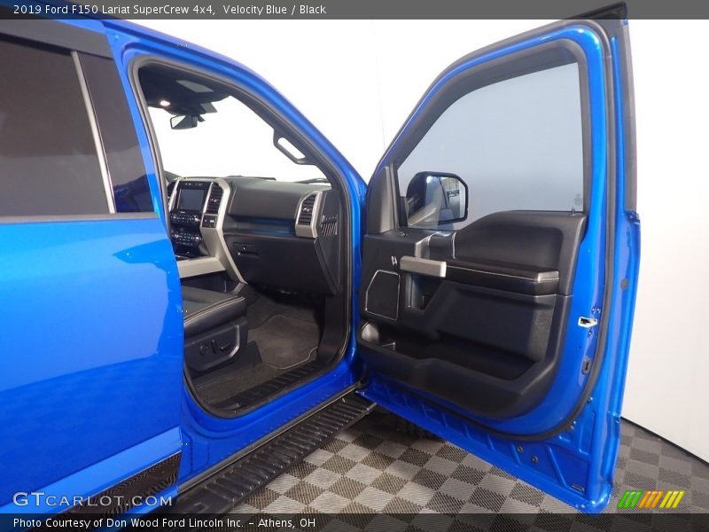 Velocity Blue / Black 2019 Ford F150 Lariat SuperCrew 4x4
