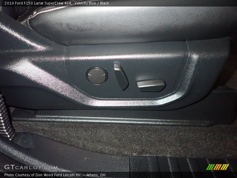 Velocity Blue / Black 2019 Ford F150 Lariat SuperCrew 4x4