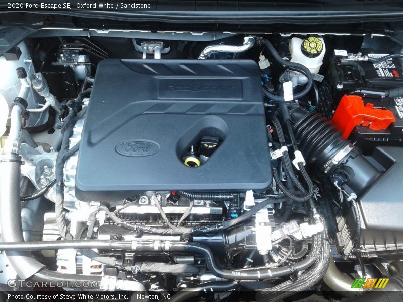 Oxford White / Sandstone 2020 Ford Escape SE