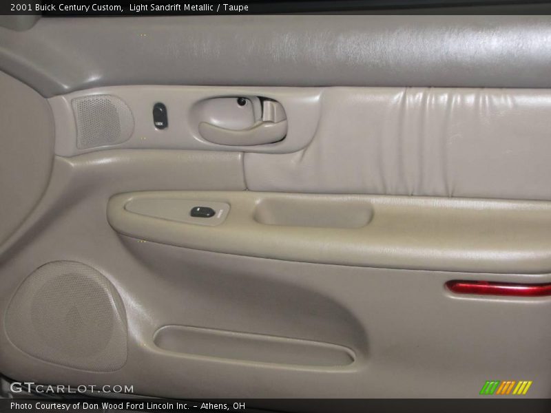 Light Sandrift Metallic / Taupe 2001 Buick Century Custom