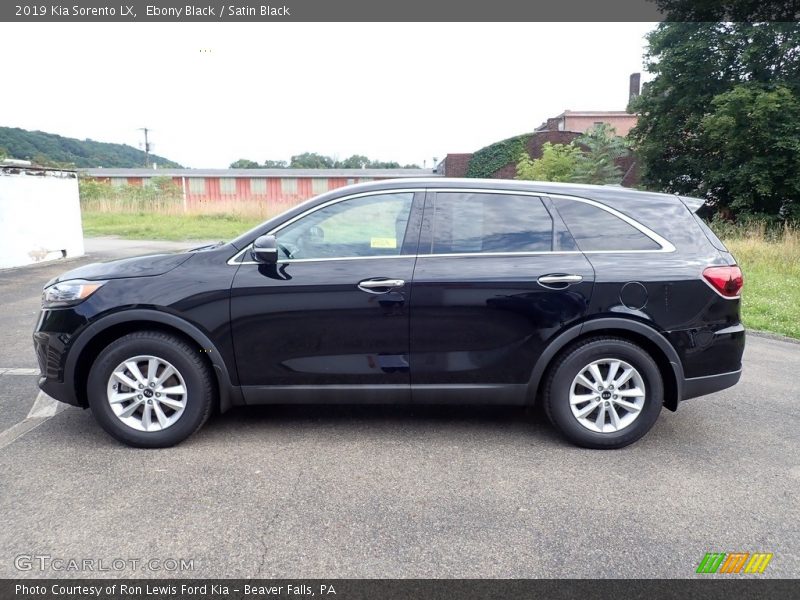 Ebony Black / Satin Black 2019 Kia Sorento LX