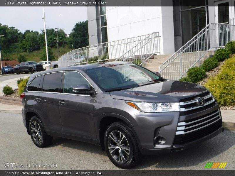 Predawn Gray Mica / Ash 2019 Toyota Highlander LE AWD