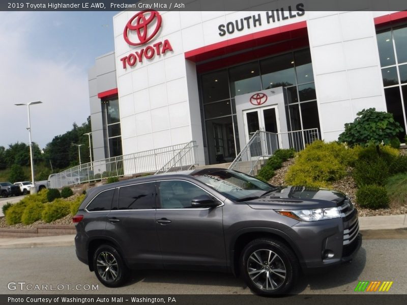Predawn Gray Mica / Ash 2019 Toyota Highlander LE AWD