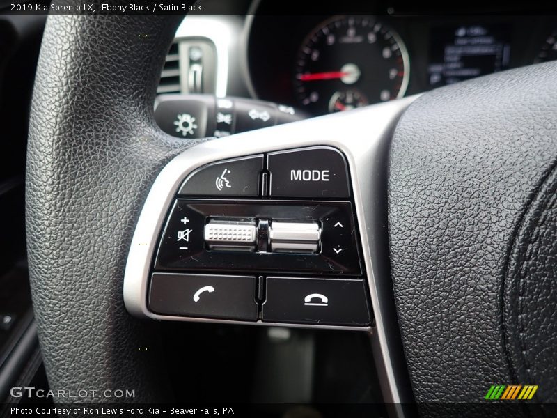 Ebony Black / Satin Black 2019 Kia Sorento LX