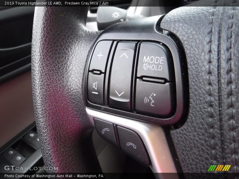 Predawn Gray Mica / Ash 2019 Toyota Highlander LE AWD