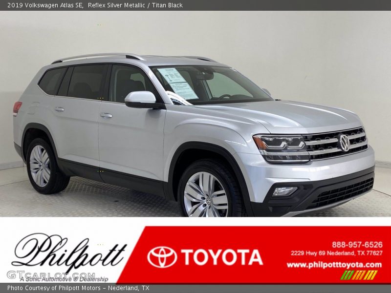 Reflex Silver Metallic / Titan Black 2019 Volkswagen Atlas SE