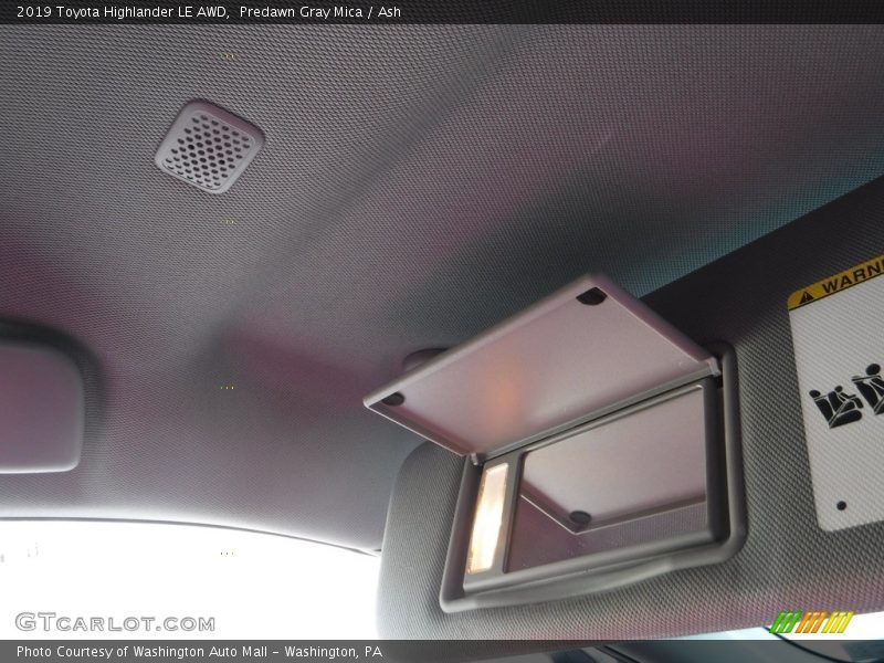 Predawn Gray Mica / Ash 2019 Toyota Highlander LE AWD