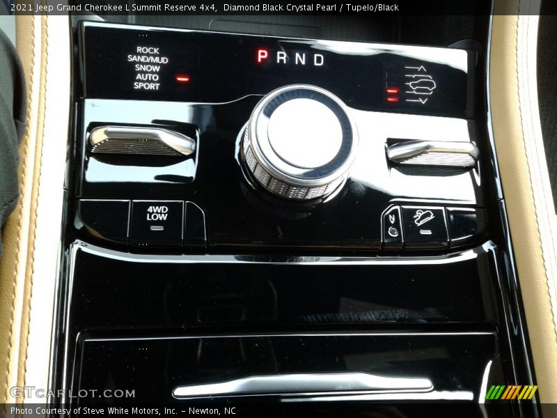  2021 Grand Cherokee L Summit Reserve 4x4 8 Speed Automatic Shifter