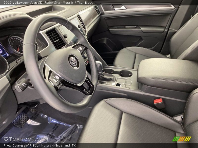 Front Seat of 2019 Atlas SE