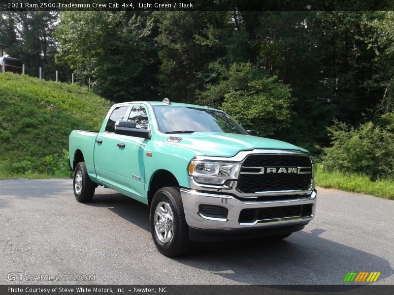 Front 3/4 View of 2021 2500 Tradesman Crew Cab 4x4