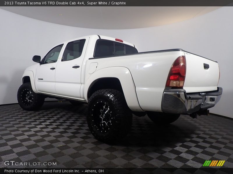 Super White / Graphite 2013 Toyota Tacoma V6 TRD Double Cab 4x4