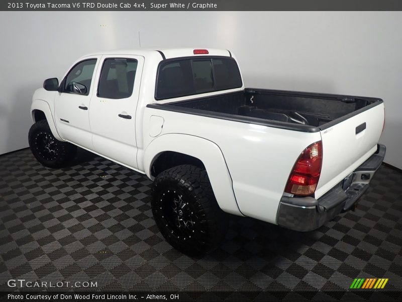 Super White / Graphite 2013 Toyota Tacoma V6 TRD Double Cab 4x4